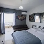 Pavlos Standard With Sea View Apartment